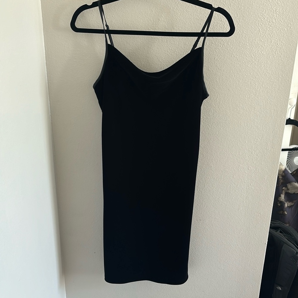 Black Banana Republic velvet mini dress in size XS
